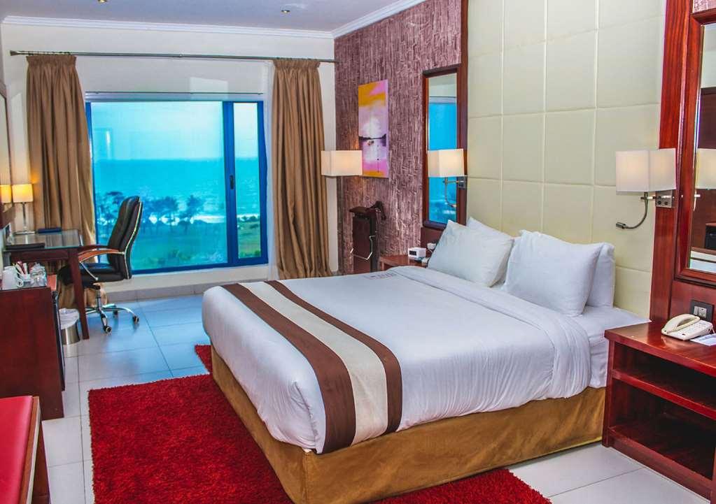 Best Western Plus Serene Atlantic Hotel Sekondi-Takoradi Habitación foto
